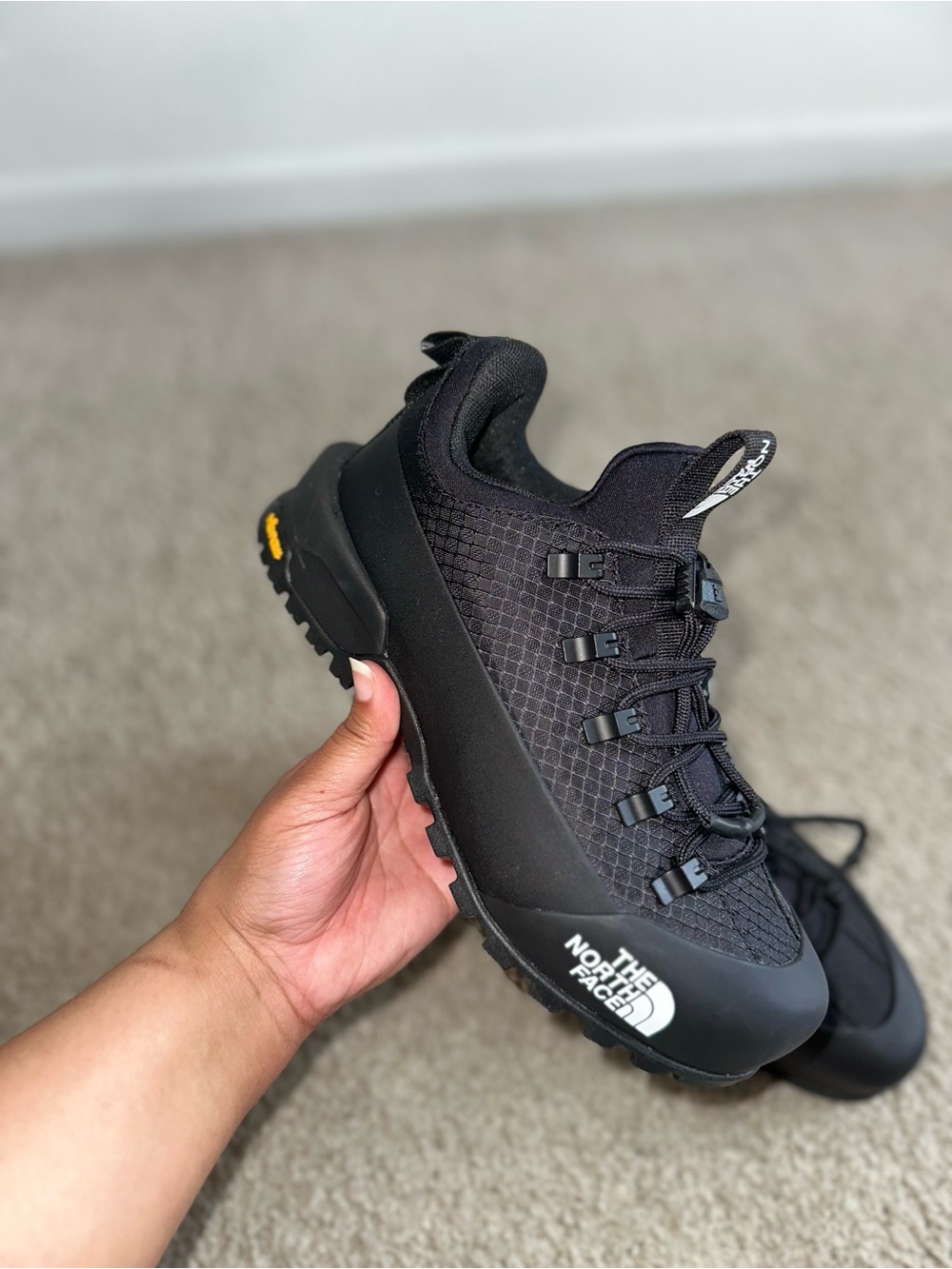 North Face Glenclyffe Low “Triple Black”